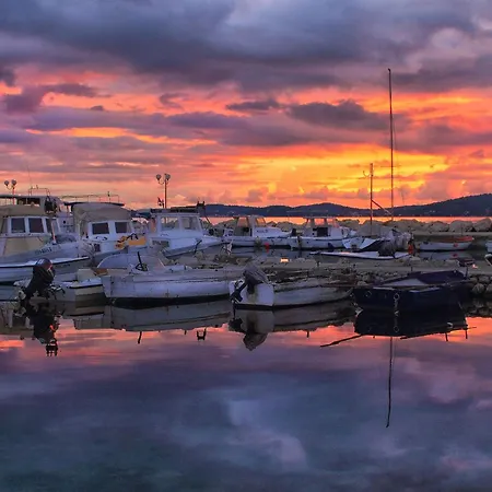 别墅 Kamena 比比涅